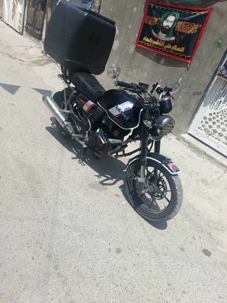 لايتي موديل 23 رقم بغداد نقوصات بسيطه ب 2200 بيها مجال بسيط *********** مكان بياع
