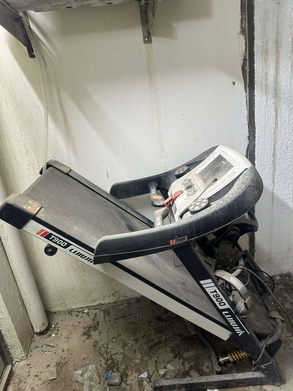 أجهزه عداد 2غير مستخدم فقط مخزون 
شغالات سعر الجهازين 350 الف ***********
