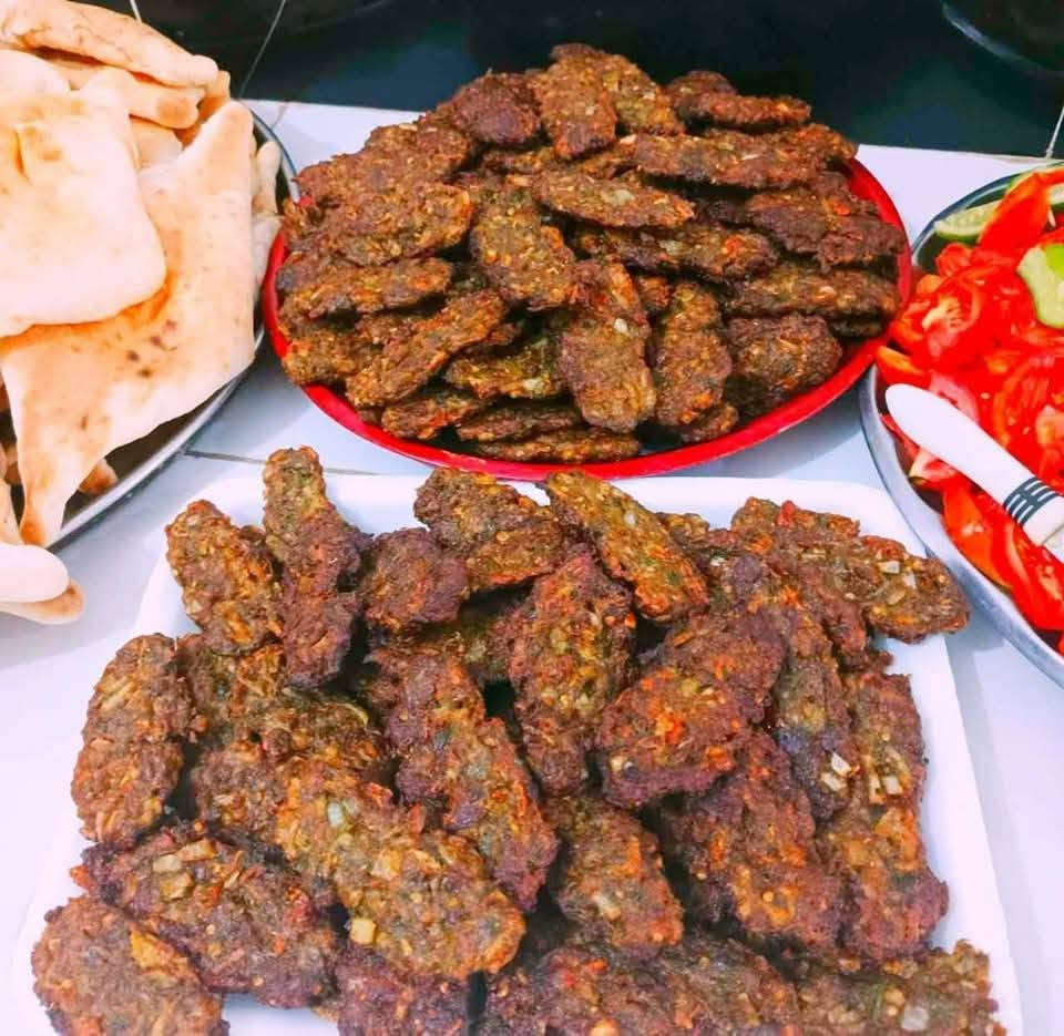 الهم صلي، على محمد وال محمد 
١٠٠قطعه مشكل امانة الله ورسوله لحم عجل السعر، ٢٥ الف 
٢٥كبة تمن 
٢٥بورك طاوه
٢٥سمبوسه 
٢٥كباب عروك 
توجد خدمة توصيل وباجرة سايق


**إذا كنت صاحب هذا الإعلان وتريد حذفه لأي سبب، رجاءا أرسل رسالة إلى الدعم الفني**