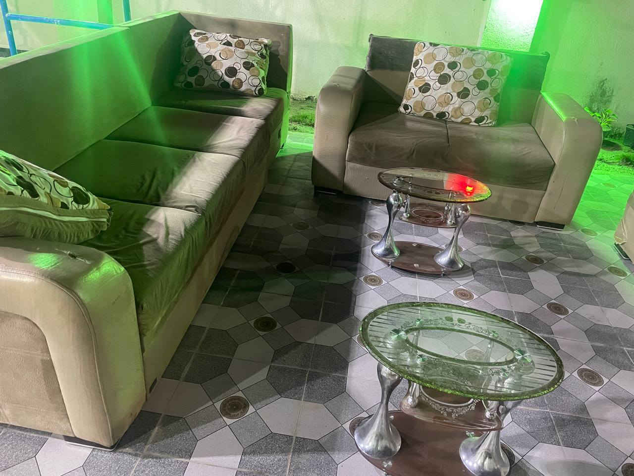 تخم قنفات تركي للبيع مكان ناصريه اسكان الصناعي سعر 250بيه مجال ***********
