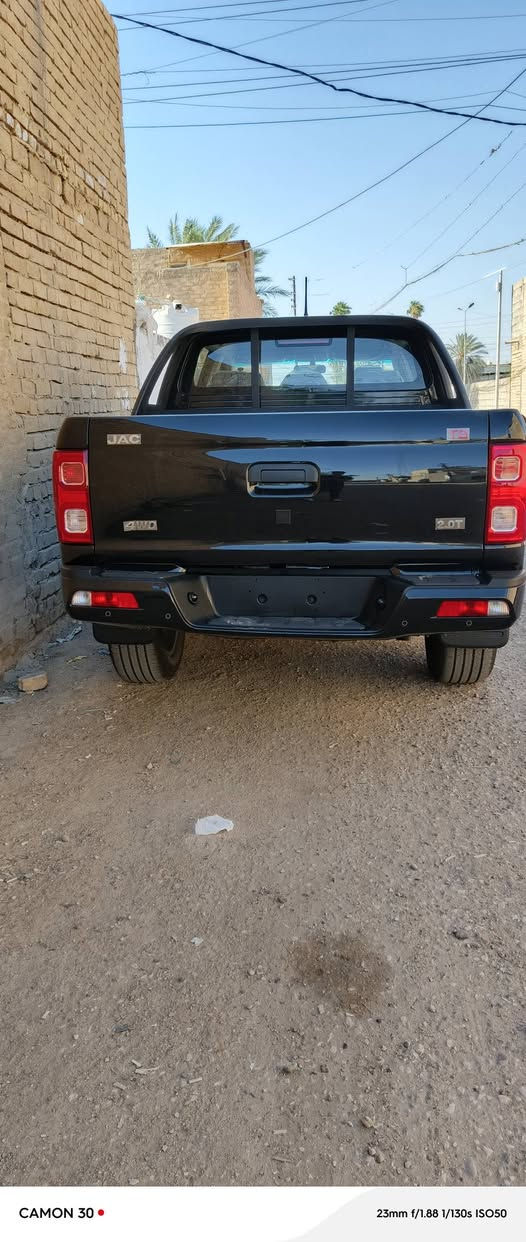 بيكب وحش أسود امتياز ألماني فور ويل
الموديل 25 زيرو 
السعر 154 ورقة 
ضمان 6 سنوات 
مع تبديل دهن وفلتر سنتين 
***********
