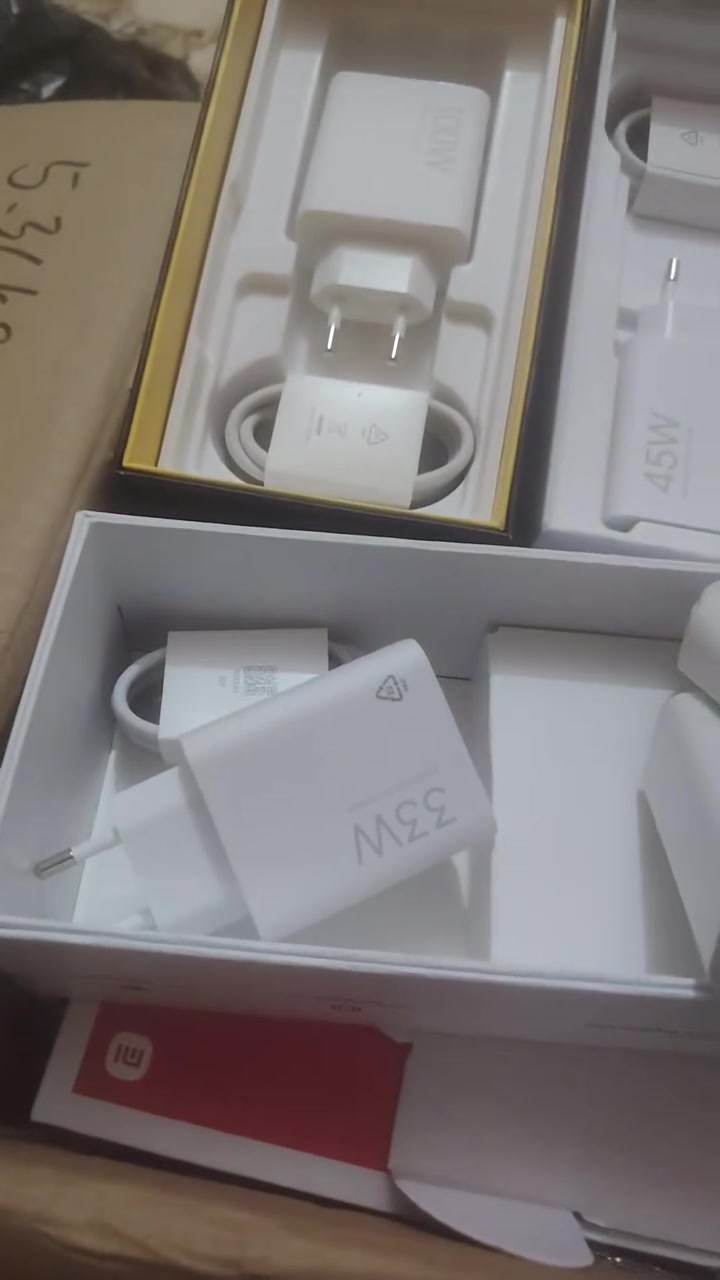 شواحن بسعر جمله ابيع للمفرد
كميه قليله


**إذا كنت صاحب هذا الإعلان وتريد حذفه لأي سبب، رجاءا أرسل رسالة إلى الدعم الفني**