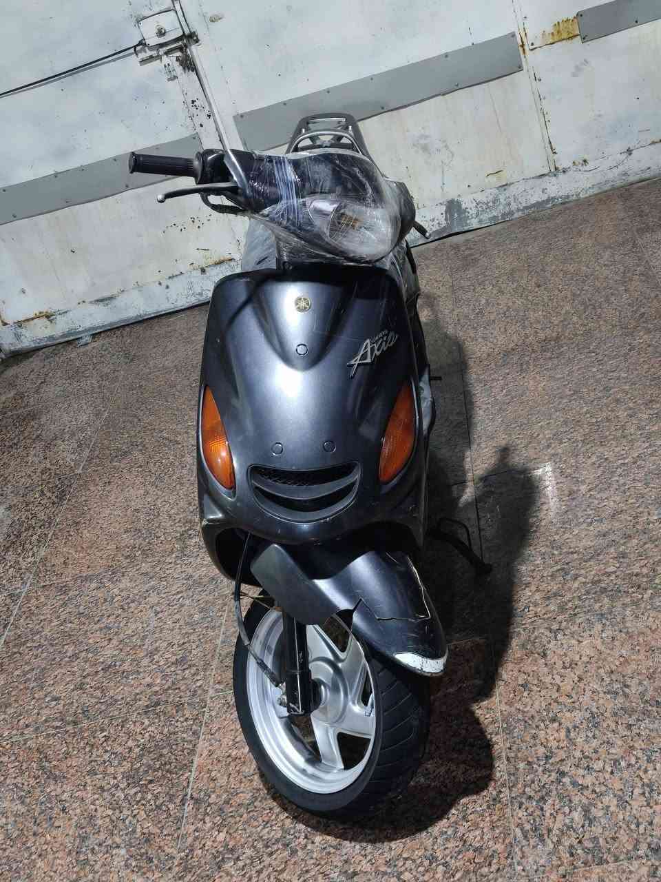 اكزز 100 للبيع ب450 وبيها مجال دراجه مفتوحه وغراضها كلها بلاد مكاني ناصريه مركز رقمي ‏‏‪***********‬‏
