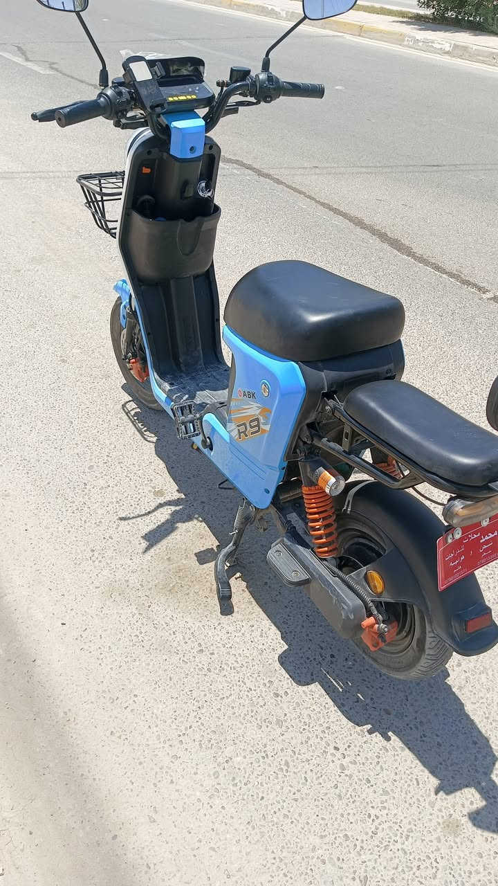🚲 السلام عليكم
دراجة شحن للبيع، بحالة جيدة وجاهزة للشغل.

💰 السعر: خاص
📞 للاستفسار: ***********

الجادين فقط يتواصلون، والله يبارك للجميع.
