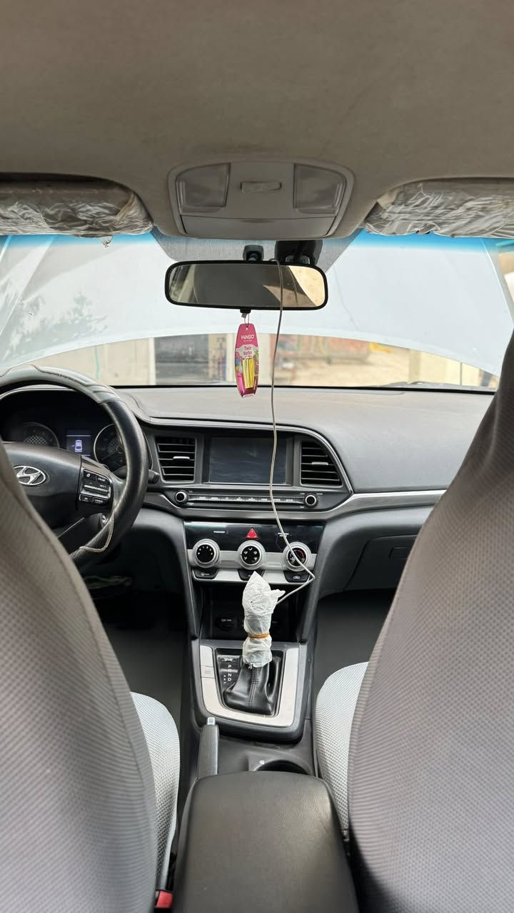 الانتره ١٩امريكي  رقم بغداد  سونار موجود بل منشور.  وموضح رادرات مري. تحديد مسار.   تحكم ستيرن.  حساسات امامي خلفي مكينه ٢٠٠٠دوش كير atالمرغوب   مكان بابل محاويل ناحيه الامام.  
سعر السياره. ١٢٥ قفل 🔒 
***********
