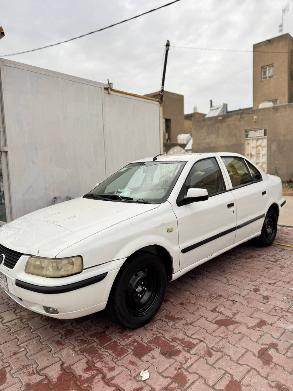 السلام عليكم
سمند ايراني 
موديل 2011
رقم ذي قار سنوية لل 27
مكينتها بيها بخار والباقي كله جديد
السيارة احلى من الصور
السعر 37 ورقه 
مكانها سماوة 
***********
