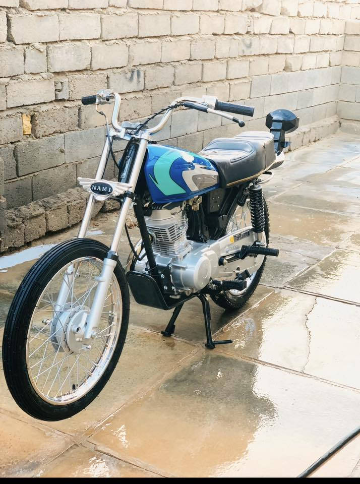 سلام عليكم دراجه البيع نامه تعمير 26 محرك شلامجه اصلي اورقه هاي ثاني تبديله دهن دراجه جديده ابد ما ماشيه مكفوله من كلشي العنوان ناصريه(الغراف)لاتصال ولاستفسار رقم ***********
