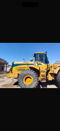 للبيع شفل حجم 85   موديل 2004   السعر 3شدات   للاستفسار اتصل ع 0781368...