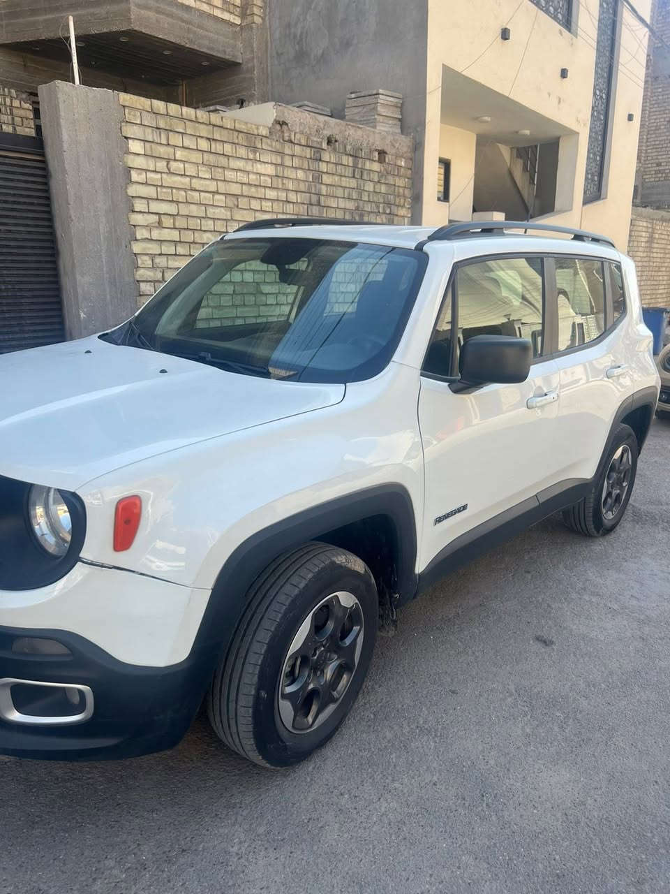 سلام عليكم جيب رنكد موديل ١٨ سياره بيها صبغ جاملغ امامي وصندوك فقط بدون دواخل سياره جديده مال بيت ماشيه ٦٦ الف ميل مابيها اي نقص محرك كير تبريد كلها جاهزه لل اخير سعر ١١٥ وبيها مجال بسيط مكان سياره بغداد حي الحسين وصور الحادث مرفق بل منشور


**إذا كنت صاحب هذا الإعلان وتريد حذفه لأي سبب، رجاءا أرسل رسالة إلى الدعم الفني**