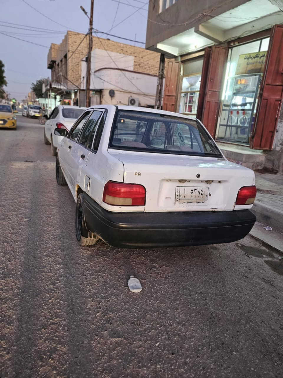 السلام عليكم
سايبة 2011 معمرة جديد شواصي و خياسات
مكينة نضيفة كير جديد مكينة وكير برايد 
نضيفات كلش سيارة بسمي تحويل ثاني يوم 
سنوية صاقطة 
السعر ٢٦ وبيهة مجال 
مكاني دوانية الجتة شارع ٣٠ 
***********
