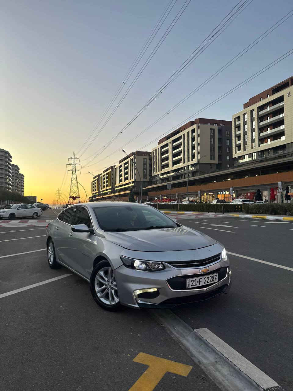 مالیبۆ  2017 LT 
مالیبۆ ٢٠١٧ ئێڵتی بۆ فرۆشتن ڕەنگ سلڤەر گێر و مەکینەو تەقەو رەقە بەشەرت سەنەوی تازەیە تا ٢٠٣٠ هەزەی تازەیە بێ بۆیاخ تەنها بۆنیت ساردی هەیە کلین تایتڵ شتێکی جاهیز و ڕێک و پێک جام کارەبا کوشن کارەبا کامێرایە تحدید سرعە ئۆتۆ ستارت و شغالە چوار دەرگا و سنوق بەسمەیە... 
بۆ زانیاری زیاتر و نرخ پەیوەندی بکە بە ژمارە تەلەفۆنی *********** یان نامە بنێرە لە خزمەتانا بین... السليمانية, العراق
