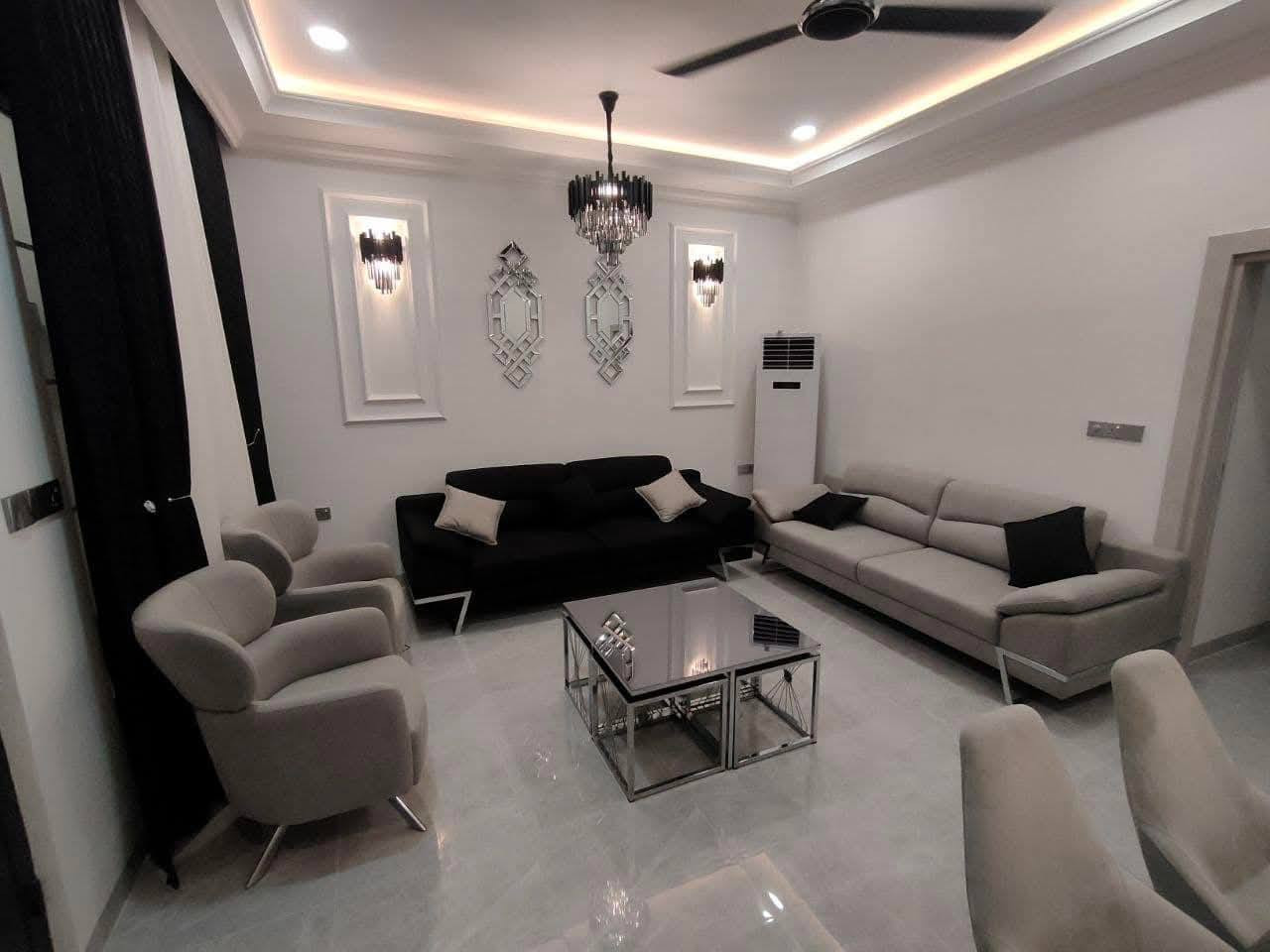 أضف لمسه فريده لمنزلك ..مهمتنا هو تحويل منزلك الى قطعه فنيه من السحر والجمال..    أستعن بنا لنخبرك بكيفية استغلال جميع المساحات الصغيره والكبيره أفضل أستغلال  .. 
مع مهندس الديكور //  عبدالرحمن المياحي //***********
☎️*********** 
-----------------------
العنوان ذي قار قضاء الفجر قرب حسينية الهواشم 
علاء غني لبيع مواد الديكور واللاصباغ
