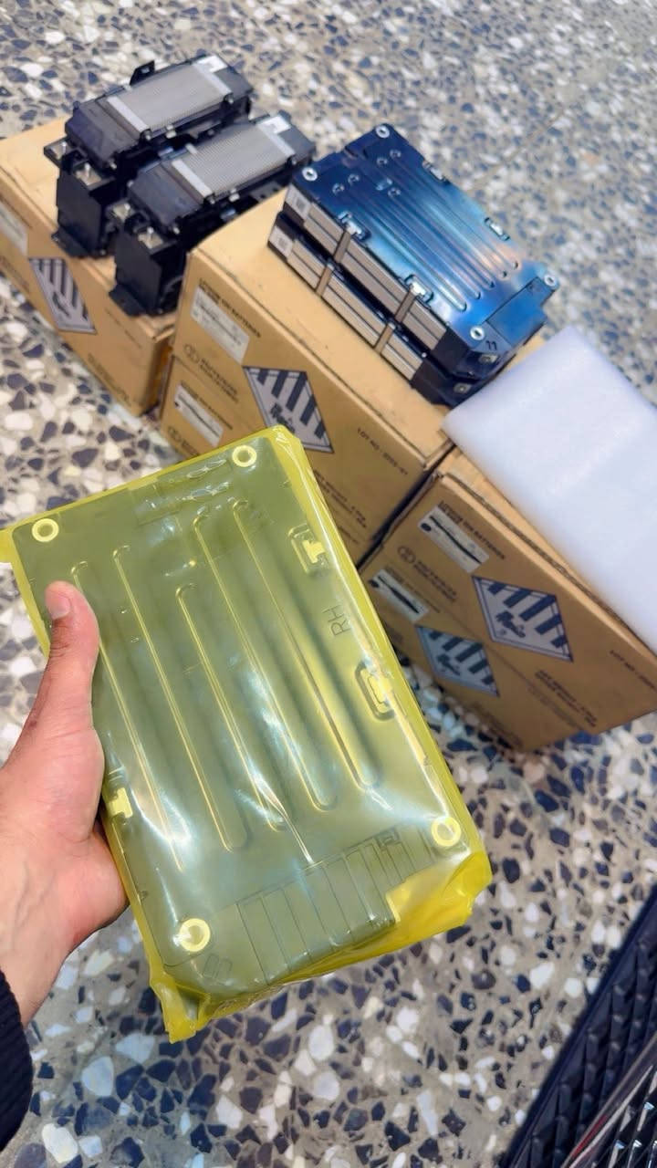 متوفر بطاريات مساعد 12v موبز وكالة جديد وموجود تفصيخ للاستفسار
***********
-***********
العنوان بغداد شارع 6
