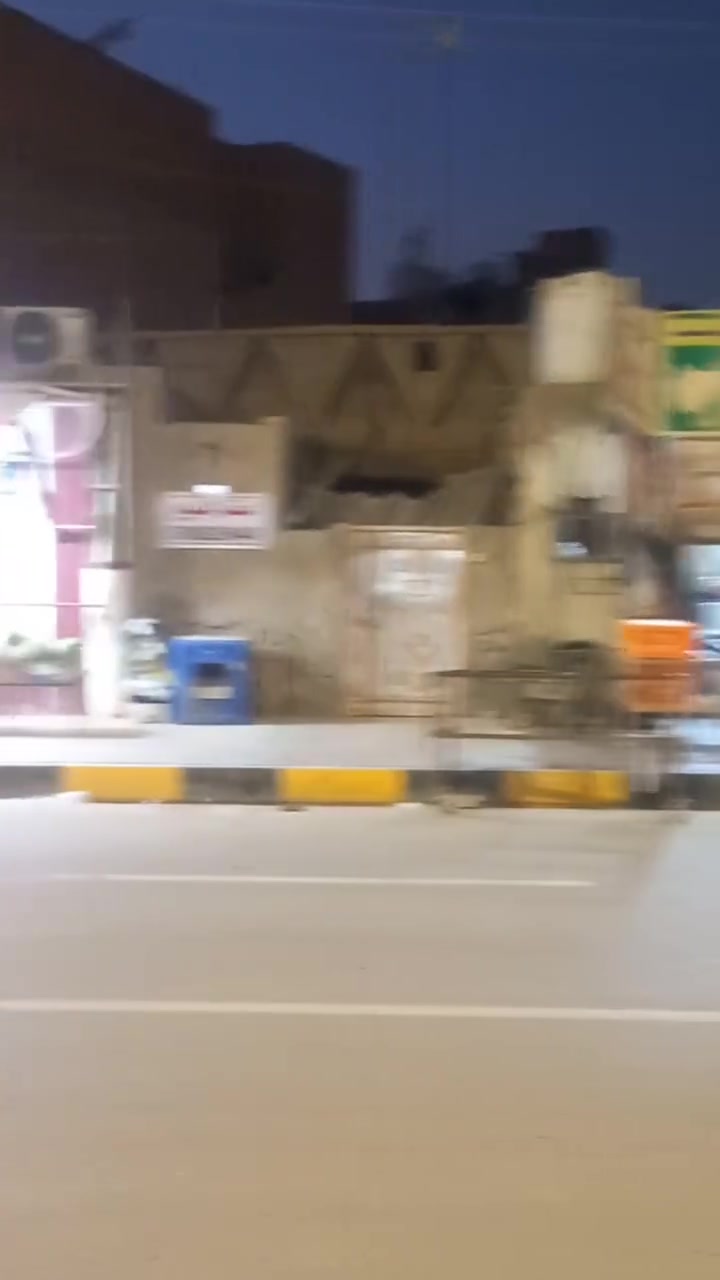 عقار للبيع موقع تجاري على الشارع اربعين قرب
(فلكة الولاية) مجاور صالون شذى
يتكون العقار من بيت صالح للسكن مع محلات عدد 2 مأجرات
 المساحة 200م
للاستفسار اكثر الاتصال على الرقم
وقبل الاتصال اسئل عن قيمة المتر بهذا الشارع
***********
