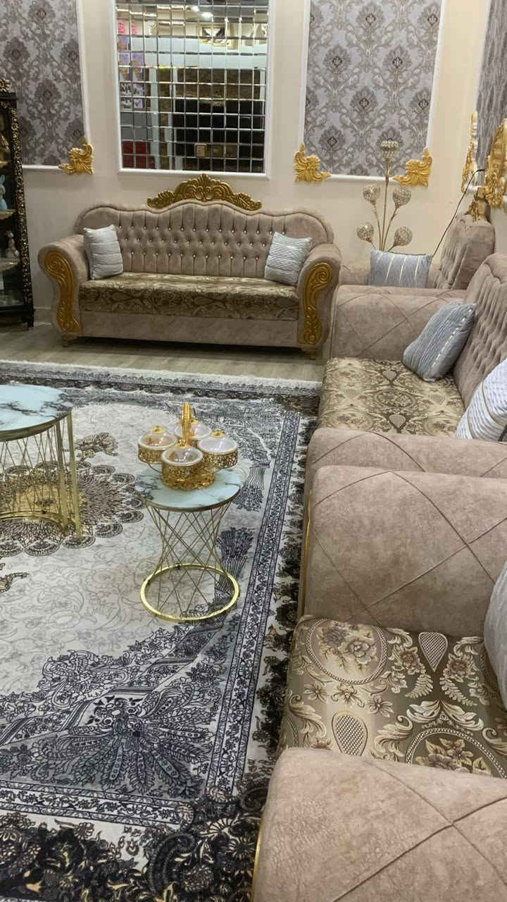 غرفه نجاره كبيره مع غرفه  نجاره صغيره مع قنفات ذهبي وقنفات ماروني كلهم ٣٥٠٠ ثلاثه مليون وخمسميه
للاستفسار
***********

