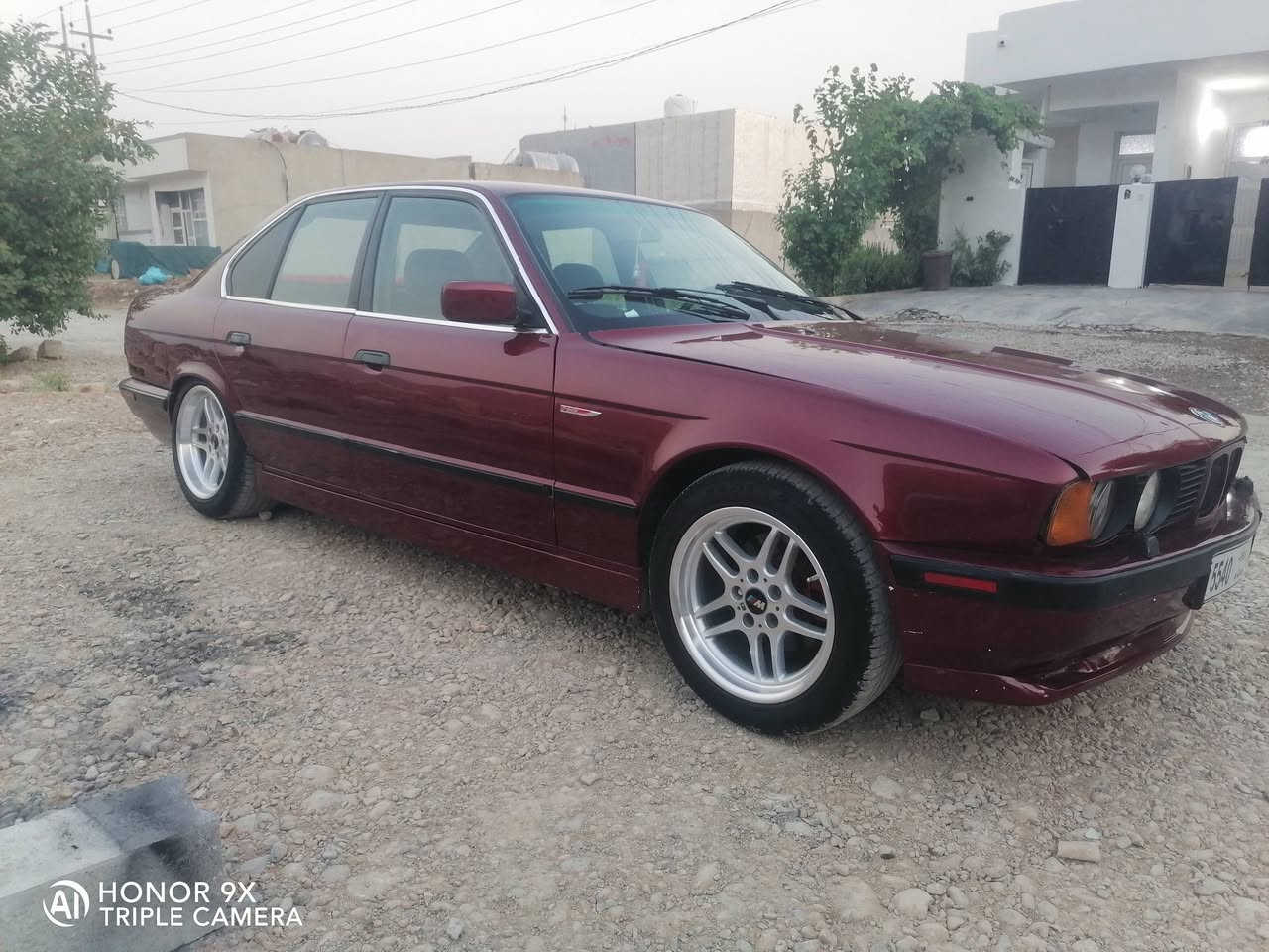 بئیم 93
525گیر عادی
دیجیتاڵ
بێ دەعمو لیدراو 
گیرو مەکینەی بەشەرتی فیتەر
پیشو پشتی کەپس
علوجە
4تایەو ویلی m17
گیرومەکینەو اکسلو دەنک دوکەلو بوخارو مەدەنی بەشەرت
خوار بازار 
گۆرینەوە ئەکەم بەشتێ بەدلم بیت
شوین رانیە 
وەتساب
فایبەر
***********
