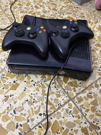 اكس بوكس 360 بي 50 لعبه ثنين يدات سعر 90 بغداد 07709456740