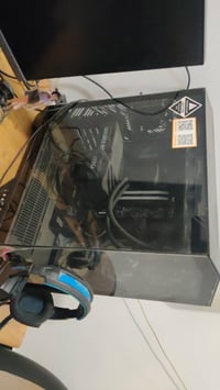 رايزن 7800X3D • RTX 5070 • ٣٢ جيجا رام