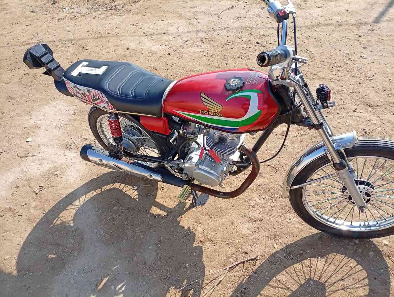 دراجه نامه مديل 25اوراق سكنر للبيع السعر خاص او عل *********** مكان دوانيه ال بدير
