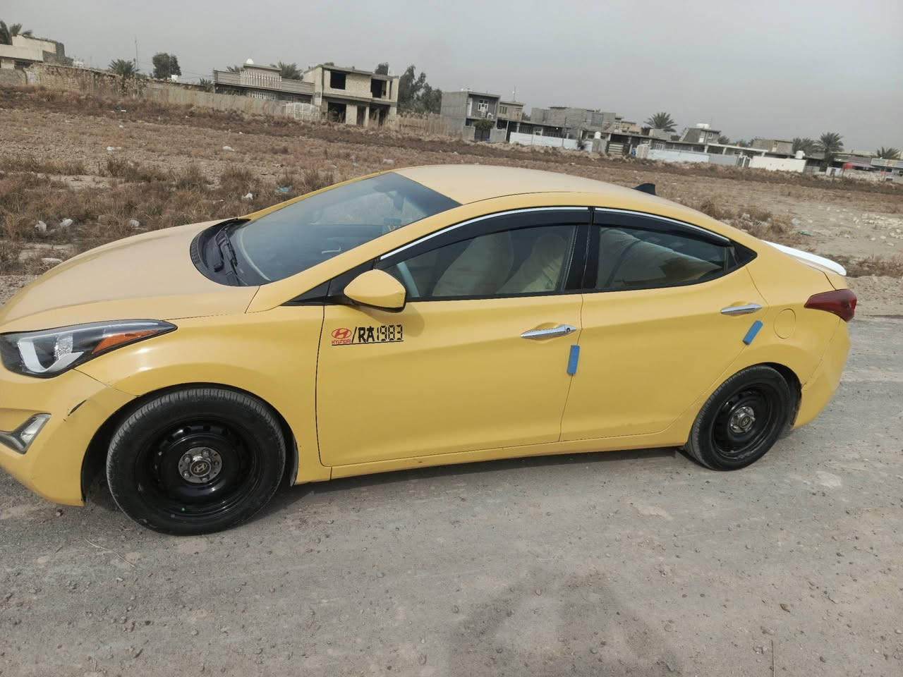 سلام عليكم للبيع قسط الانترا موديل 2014 وارد امريكي حادث جاملغ  سيارة ليبل واحد رقم انكليزي مصفرة هيئة وغرامات سيارة جاهزة مابيها اي نقص محرك كير حدادية تبريد كاملة مقدمة 60 مكاني بغداد ***********
