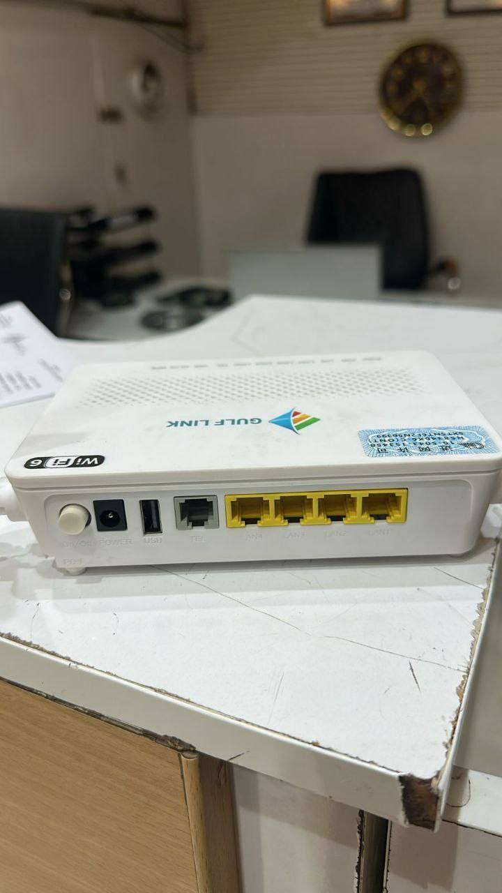 ​جهاز 2 في 1: يدمج وظيفة الـ ONT (استلام ضوء الفايبر) ووظيفة الـ Router (بث الواي فاي) في قطعة واحدة.
منفذ فايبر مباشر: يحتوي على مدخل لسلك الضوء مباشرة في أسفل الجهاز.
​تقنية WiFi 6: يوفر سرعات تصل إلى 3000Mbps، مما يجعله أسرع وأكثر استقراراً من الربط التقليدي بين قطعتين.
​ترتيب أفضل: يقلل من كثرة الأسلاك والمحولات الكهربائية (V12) في منزلك.
​يعني ما يحتاج اونيوا 😍


**إذا كنت صاحب هذا الإعلان وتريد حذفه لأي سبب، رجاءا أرسل رسالة إلى الدعم الفني**