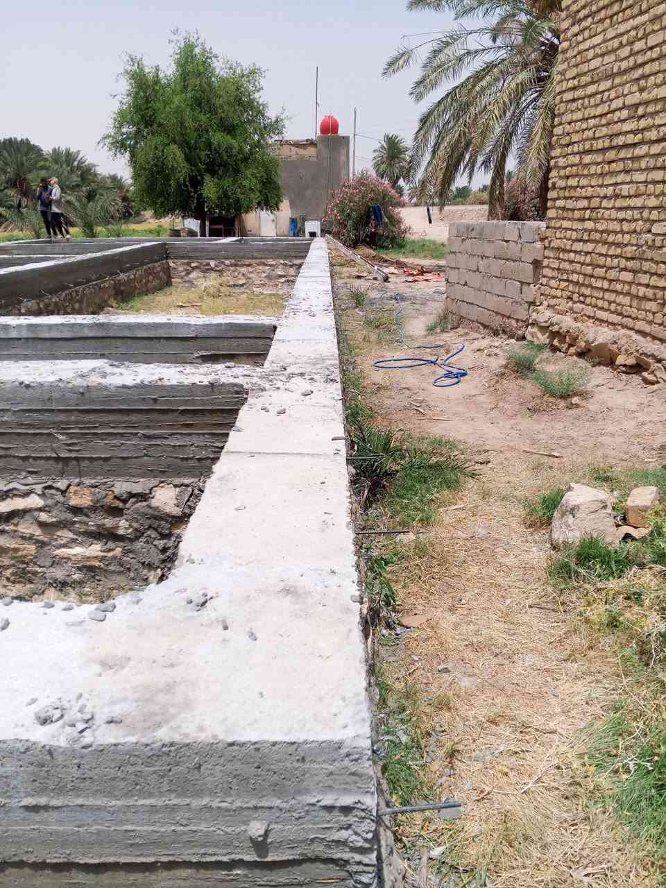 نجار وحداد متفرغ حالياً ***********
