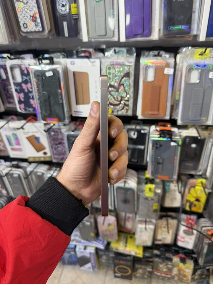 السلام عليكم
Samsung s25 ultra 256GB

نظافة ‎%‎

مستعمل شهر واحد

مكفول من التصليح ومن أي خلل

ضمان وكالة عين الفهد ضمان سنة

ملحقات كارتون وكيبل أصلي

السعر مليون و50

مكاني بغداد العامرية
***********
