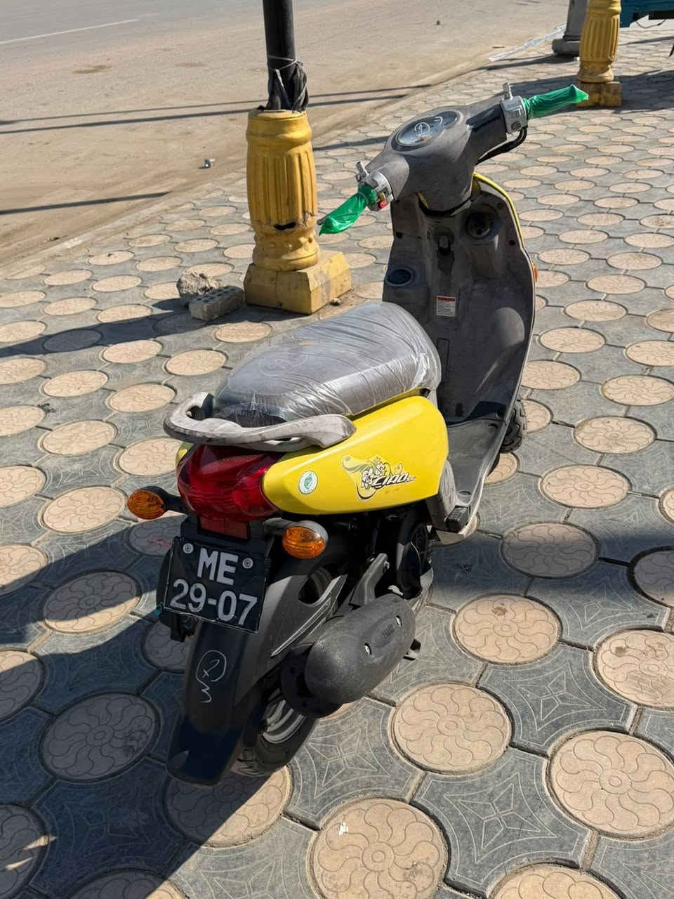 سلام عليكم دراجه فله لبيع مال ربنه ع يدي منزلهه صار ١٠يام دراجه بل محلح بعده وكاله كفاله عامه مكاني بغداد ***********
