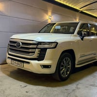 لاندكروز VX بريم اخت الزيرو ماشيه 15 الف كفاله موديل 2023 رقم بغداد 6 ...