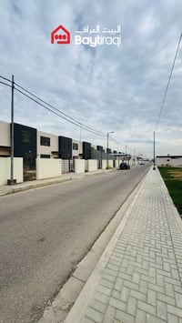 🏠 دار للإيجار – مجمع السلطان 📍 موقع مميز 📐 المساحة: 200 م² 🏢 طابقين  🛏...