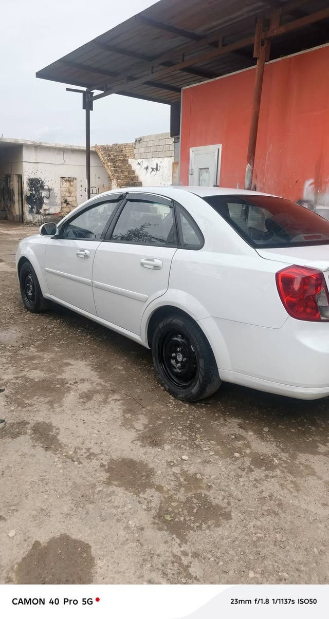 اوبتر مكفوله 2011 سعر 95ورقه ديالى بلدروز تواصل على الرقم ***********
