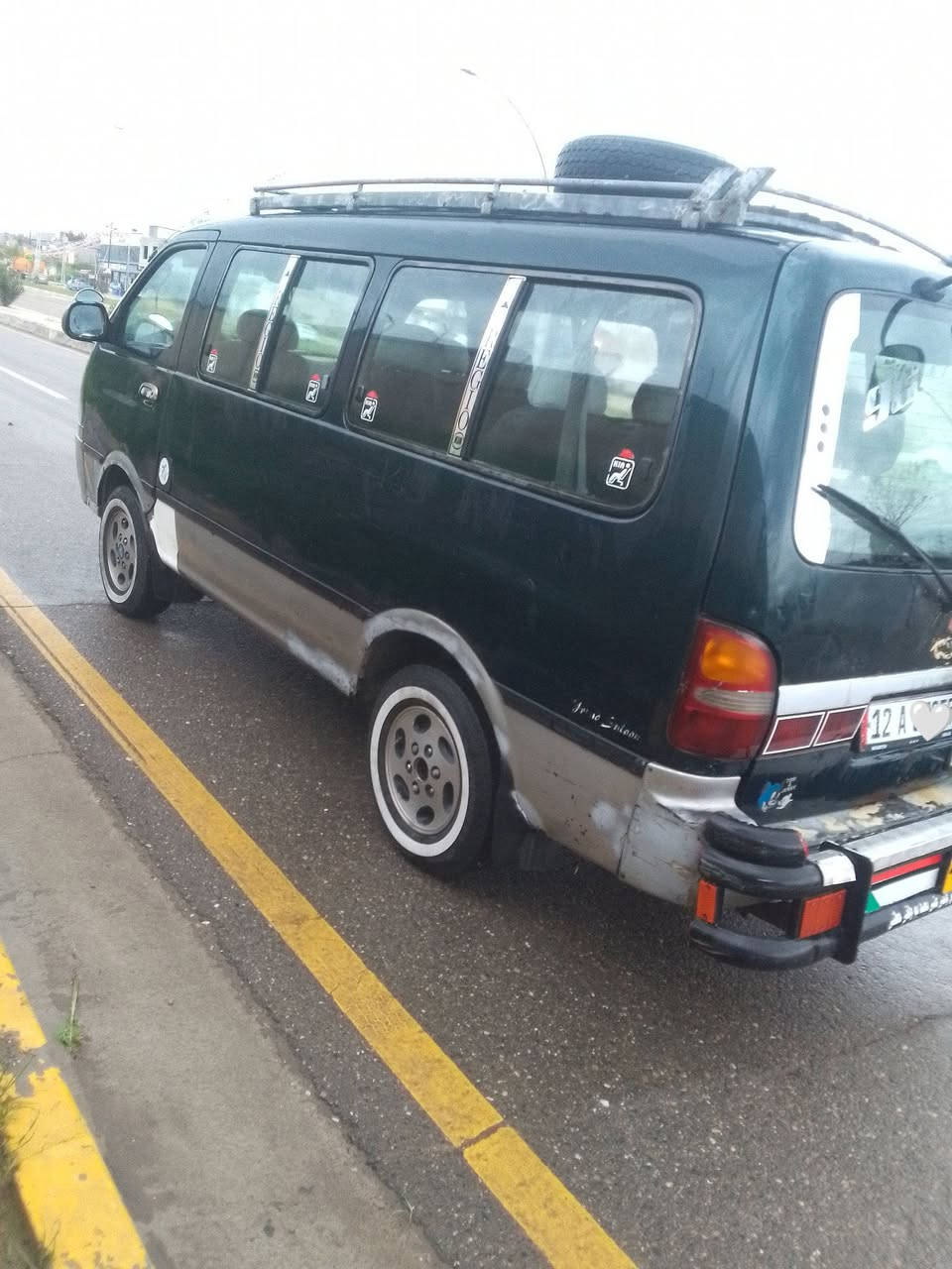 السلام عليكم للبيع كيا بريجو موديل 96  ما مسبوقه شرطرقم دولي نينوى صفيه راعيه الشرعي بالموصل شرطه تحويل سنويه جديده بيهاحصه جاز جيركس المحرك شرط شواصي شرط مكان الموصل  السعر 60 وبيها مجال حق الجيه الشراي يخابر على هذا الرقم***********
