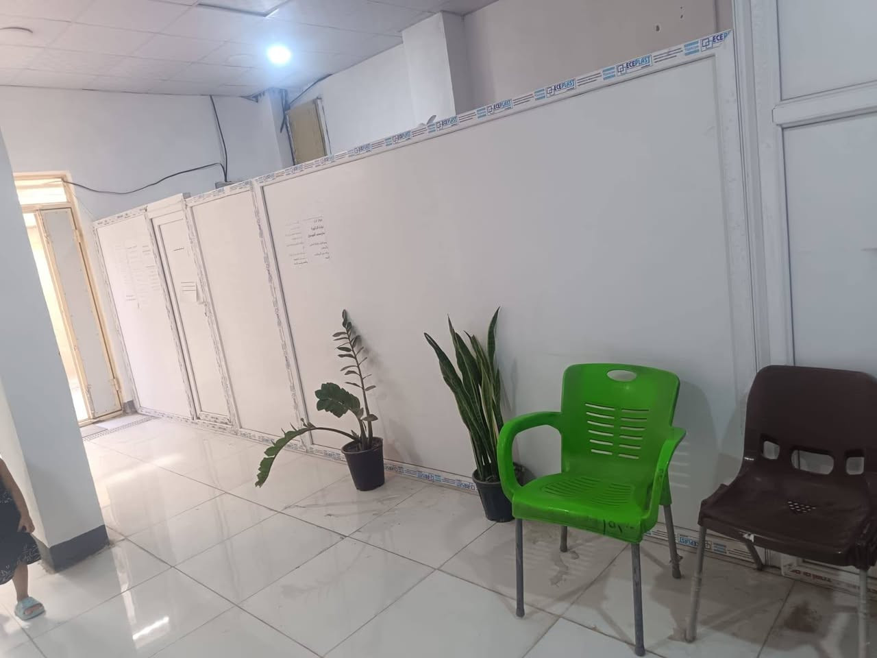 نجقواطع pvc مع الابواب للبيع مال مجمع طبي استخدام قليل جدا بعدهن بلغلافات مالتهن مكاني النجف الاشرف 
واتساب ***********
