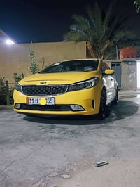 للبيع كيا فورتي موديل 2017وارد أمريكي حادثه قبق جنطه و جاملغ أمامي بدو...