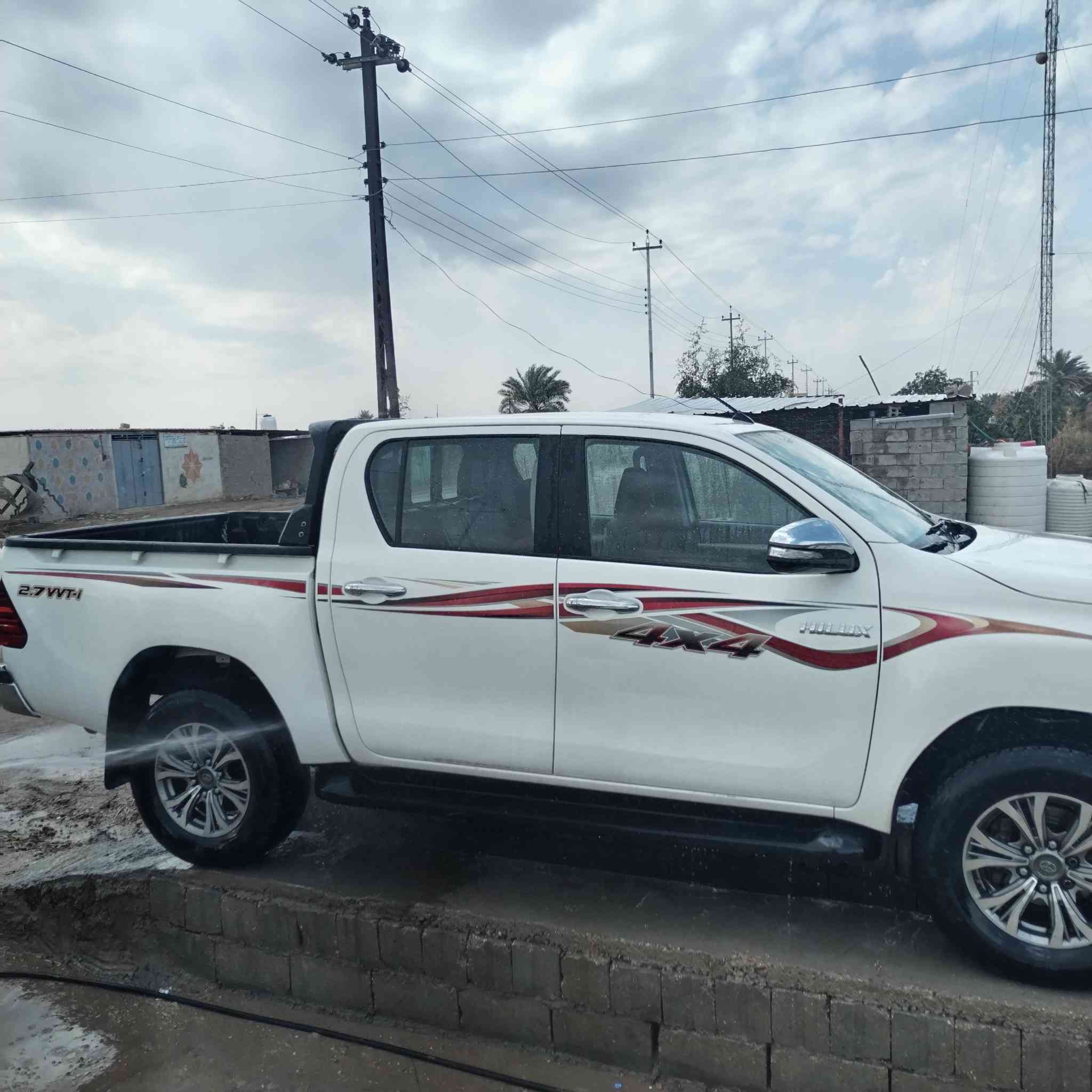 هايلوكس فورويل موديل ١٧ كويتي فول مواصفات سياره خير من الله رقم أربيل تحويل مباشر  السعر ٢٥٠ وبيه مجال إذ مراوس تي ار دي او ادفنجر او جي ار عادي ترهم للستفسار التواصل على الرقم *********** بي واتساب
