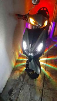 دراجه شحن للبيع  ٦بطاريات الحجم الكبير  دراجه نضيفه وحلوه فقط ضربه صغي...