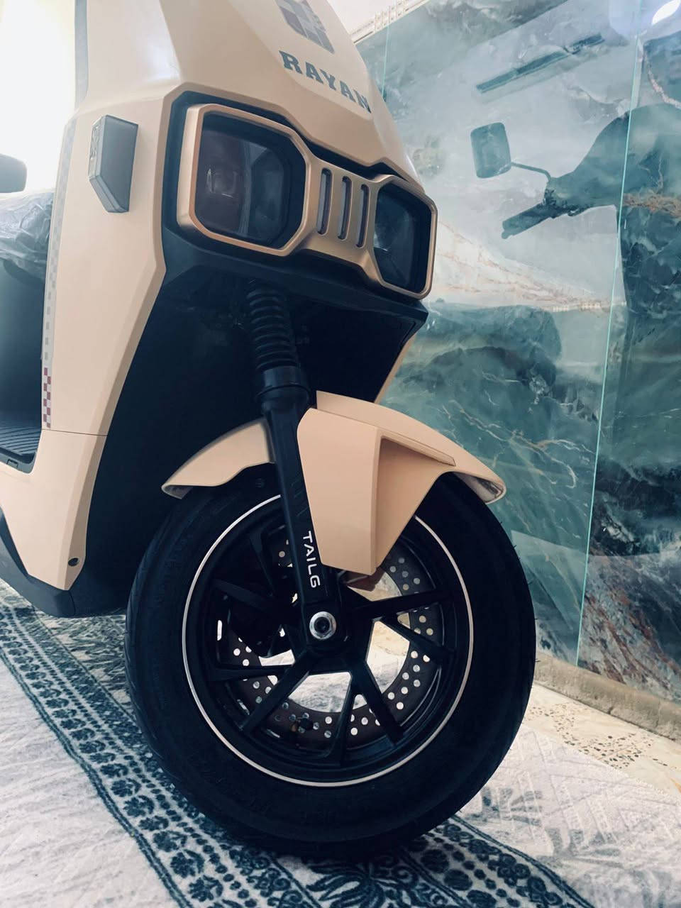 سلام عليكم دراجه شحن ريان جديده بمعنئ الكلمه للبيع صارلها شهرين عندي شتريتها بمليون وصل الشراء عندي رايدها ب950 الهاتف ***********واتساب
