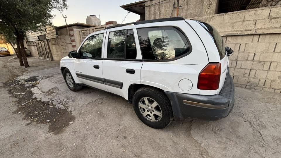 السلام عليكم سياره أزوزه ياباني موديل 2006 سياره خير من الله مكفوله من محرك وكير وبتريد شغال و تخم تايرات جديد وصدر كامل مكفول سياره اي نقص ما بيها سياره بسمي تحويل ثاني يوم العنوان بغداد هذا رقمي *********** موجود واتساب هم سياره رايدها 60 وبيها مجال
