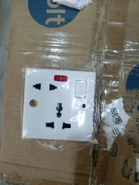 تعبئة ١٠٠ • توصيل مجاني • آخر كرتون