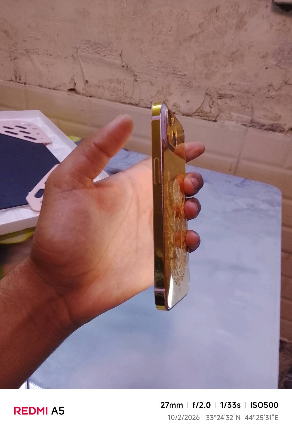 سلام عليكم  ايفون 13 عادي جهاز كلشي ما مبدل بي بطارية 65 جهاز لونة وردي غلفتة ذهبي شاصية جان بي شخوط خفيفة جهاز كلة شغال وحلو مال عائلتي جهاز  ذاكرة 128 محدث اخر تحديث فيس ايدي شغال مكاني بغداد حياور رقم *********** متواجد واتساب وفيس