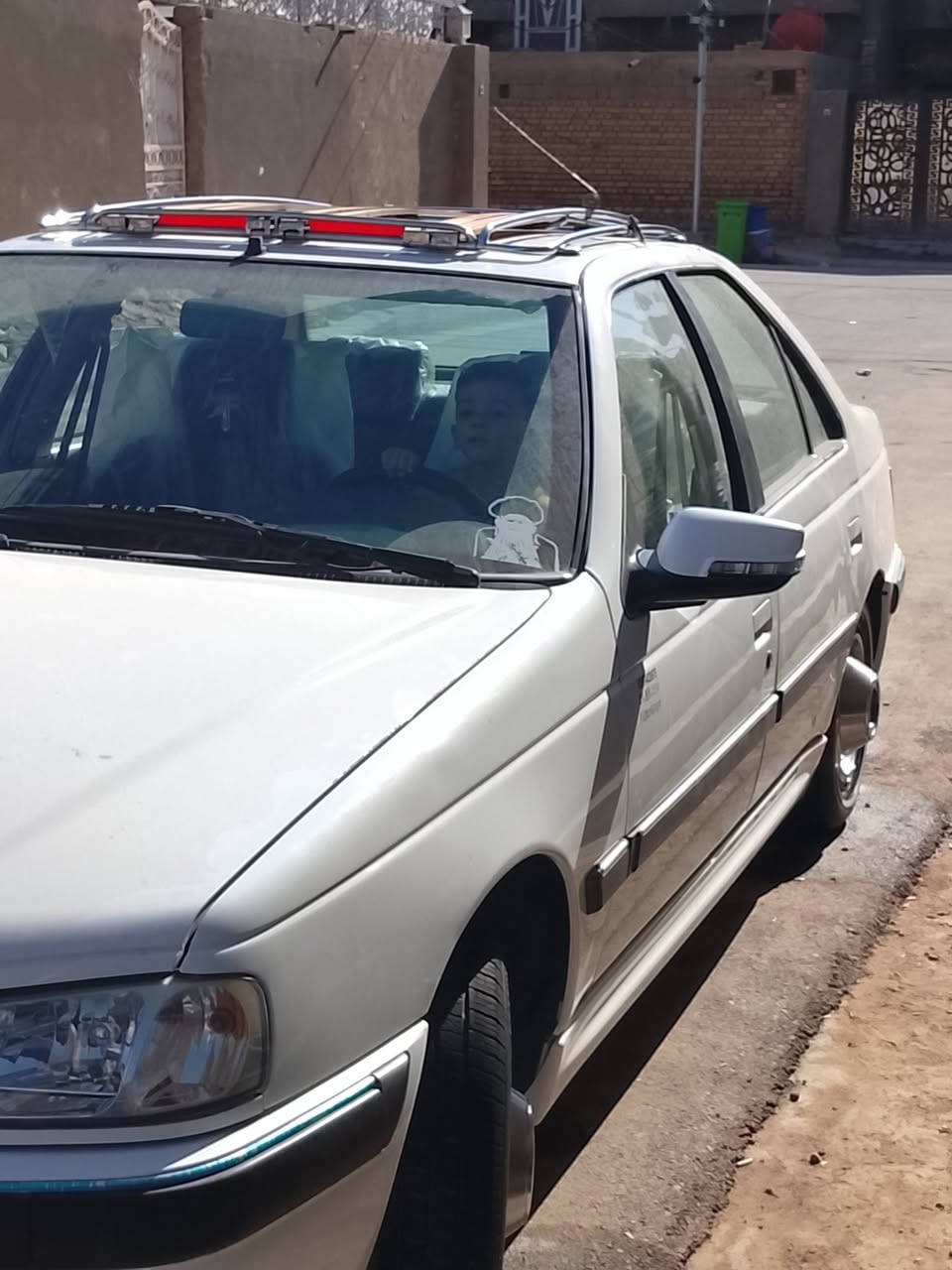 بيجو مديل 22سياره جديده ع وضع الشركه السبير منازل كفاله عامه بيهه بارد جاملغ الوره ماشيه 72 اقصاد ستقطاع مباشر تحكم حساسات اربعه  كامره تخم تاير كفاله للخير السعر (72) بيهه مجال قليل مكاني كوت واسط /***********سياره بدون غراض تريد هيه وغراضه بلخدمه
