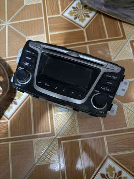 السلام عليكم مسجل اكسنت ، موديل 2016 موضحه تفاصيله بالصورة مع الاطار مالتة ، اليريده ينطي سعره وان شاء الله خير

مكاني بغداد حي اور

تواصل واتس : ***********
