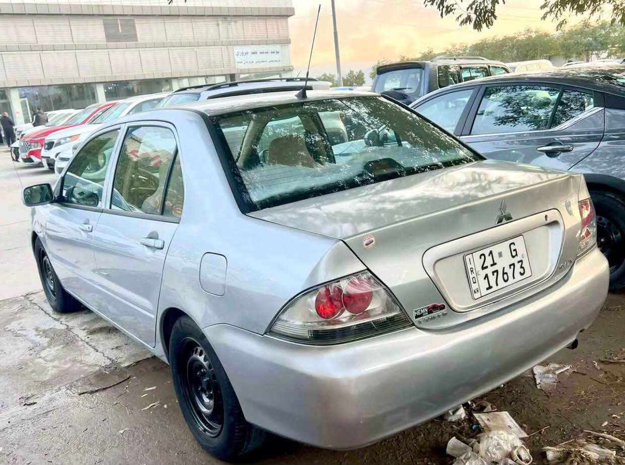 ميسيوبوشي لانسر خليجي 2011 بيها 4 قطع صبغ محرك جبير ١٥٠٠ دشبول صاج شاشة آيباد داخل بيجي محرك وكير بشرط لامفتوح ولابخار سنوية لل2030 بأسمي شرط التحويل والغرامة تبريد تدفئة حدادية كلها بشرط مكان السيارة قضاء كلار للتواصل الاتصال عالرقم *********** كالار, السليمانية
