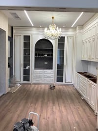 عيني اني خلفه مطابخ وغرف نوم وديكورات مهنتي في هذا المجال 15سنه بحاجه ...