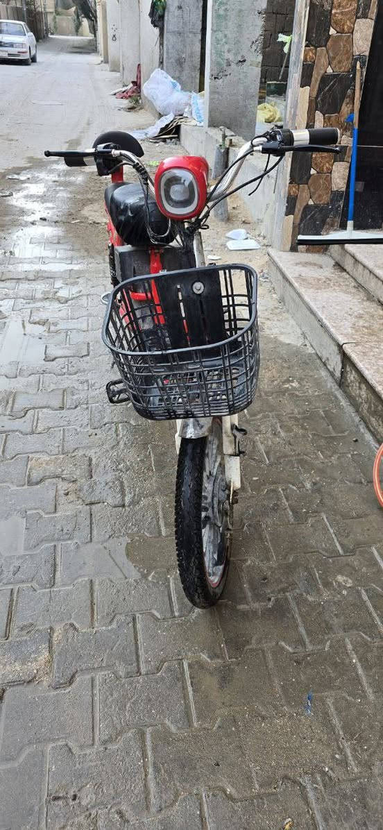 بايسكل للبيع السعر ١٠٠ يحتاج بطاريات فقط


**إذا كنت صاحب هذا الإعلان وتريد حذفه لأي سبب، رجاءا أرسل رسالة إلى الدعم الفني**