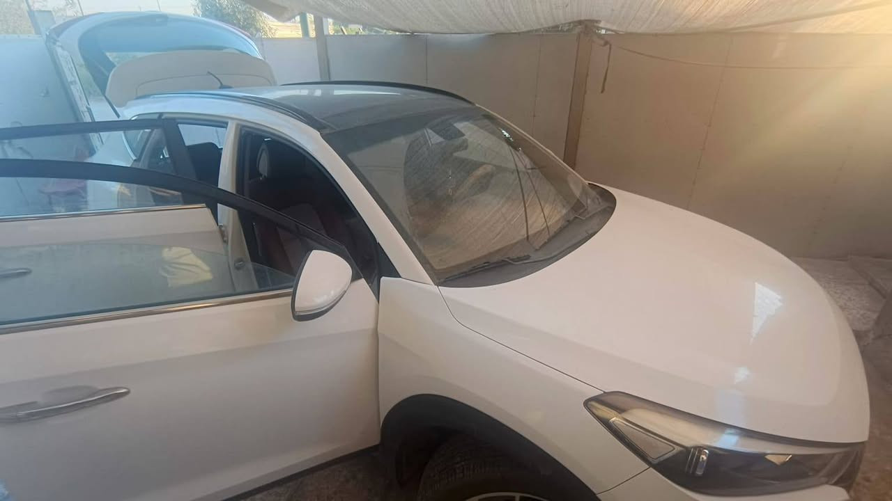 توسان ٢٠١٨ خليجي مكفول عدا رصعه صغيره مثل موضح في السونار السعر ١٨٠ بيها مجال بصيط مكاني بغداد الدوره ***********
