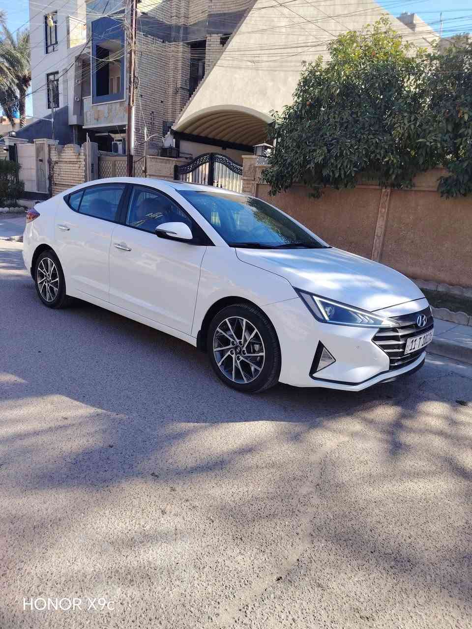 السلام عليكم ورحمة الله وبركاته
النترا 2019 خليجي مكفوله كفاله عامه من الصبغ والبارد والتبديل والفتح ماعدا كم رصعة مال حالوب
رقم بغداد دولي سنويه 2030
محرك 2000 سلايد تبريد قطعتين ماشيه 61 الف
وبيها فطر صغير بالدعاميه الخلفيه موجود بالصور
سياره جديده بمعنى الكلمه على وضع الشركة واحلى من الصور
السعر 160 وبيها مجال بسيط
مكان السيارة بغداد العامريه ***********
