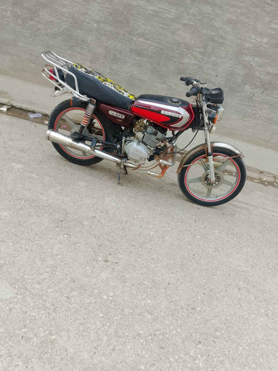 السلام عليكم سيفان 5كير موديل 2019 وراق كامله سلف كهربيات كله شغاله دراجه خير من  الله مكان ديالئ خان بني سعد سعر خاص او نتصال  ‏‪***********‬‏
