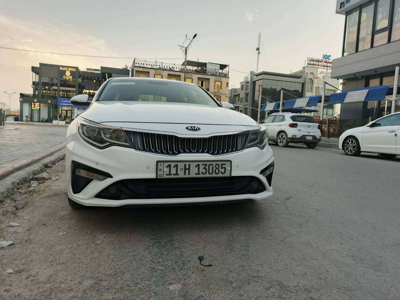 للبيع اوبتيما 20  خليجي مكفولة كفالة عامة فول مواصفات محرك 2400 ماشيه 120 سياره جديده على وضع الشركه 
رقم بغداد باسمي  السعر 195  رقم الهاتف ***********
