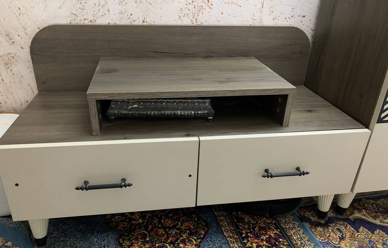 مساء الخير غرفة أخشاب تركي للبيع مستخدمة اشهر قليلة سعرها ٨٠٠ ألف 
رقم التواصل :***********

العنوان : بغداد مدينة الصدر حي طارق شارع الوسط
